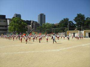 神戸市立こうべ小学校-ニュース - 4年生 -