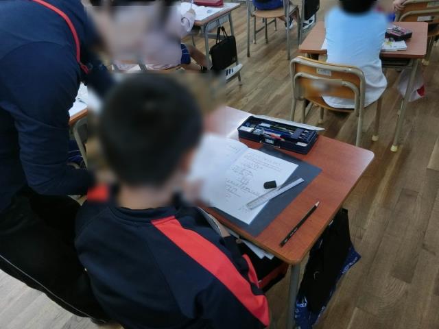 NU うんていタイプA ボルダリング　テーブル しゅう様 完成写真 うんていタイプA ボルダリング 鉄棒 登り棒