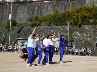 神戸市立雲雀丘中学校 トップページ